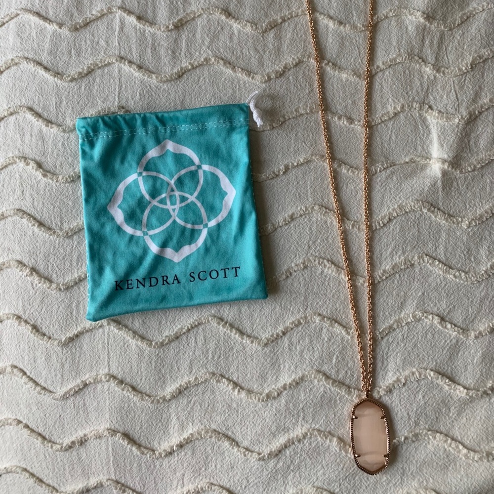Kendra Scott rose gold Reid necklace